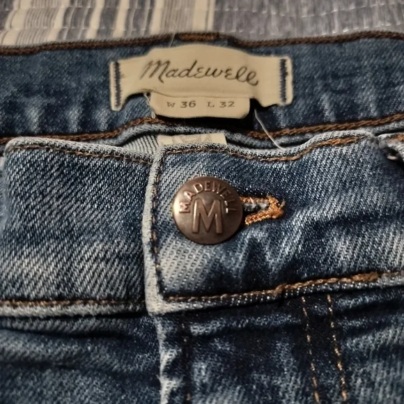 Madewell Men's Indigo Slim Jeans - Picture 2 of 16